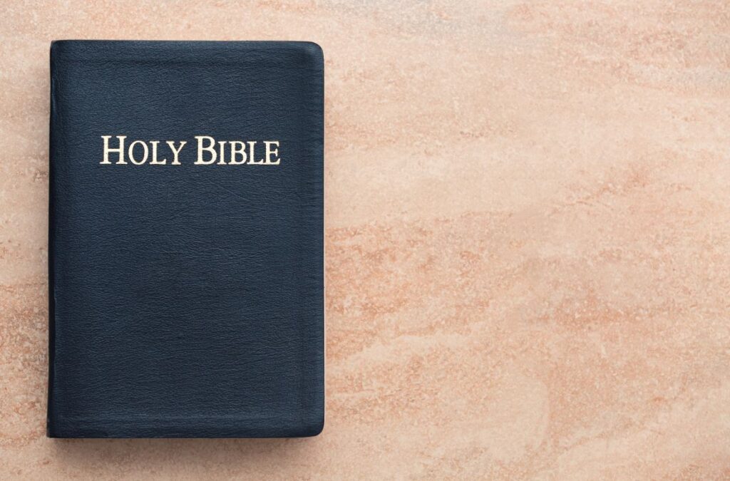 What Does John MacArthur Believe Best Bible Commentaries What does john macarthur believe best bible commentaries